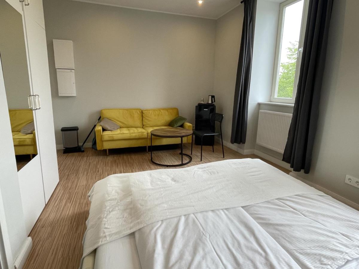 Ahoi Hostel Хамбург Екстериор снимка