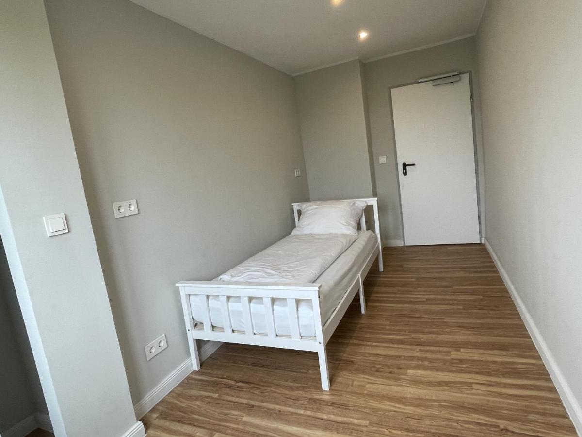 Ahoi Hostel Хамбург Екстериор снимка